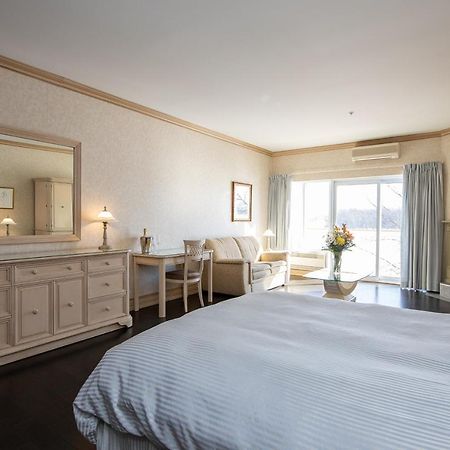 Hotel Les Trois Tilleuls Saint-Marc-sur-Richelieu Εξωτερικό φωτογραφία