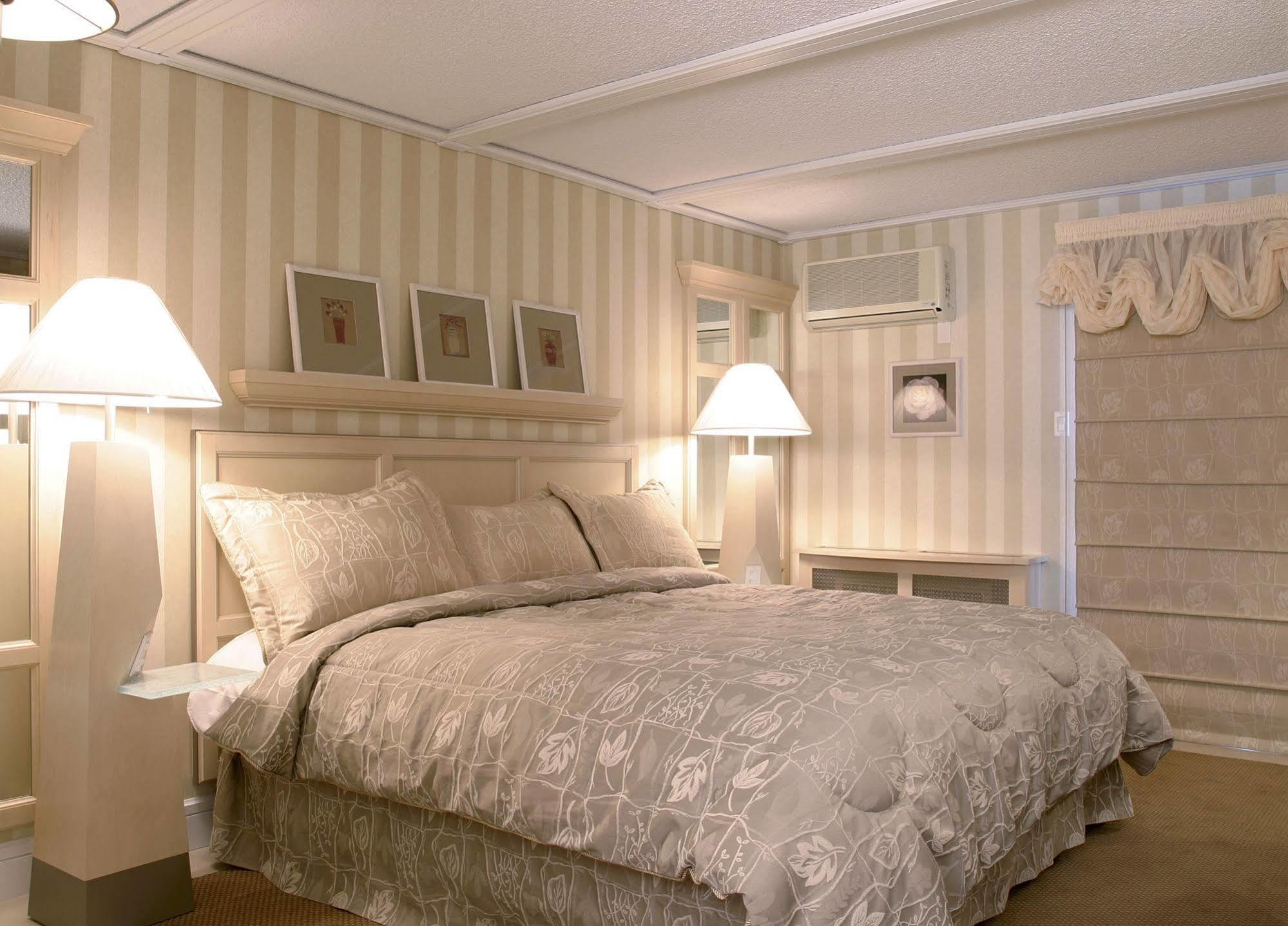 Hotel Les Trois Tilleuls Saint-Marc-sur-Richelieu Εξωτερικό φωτογραφία
