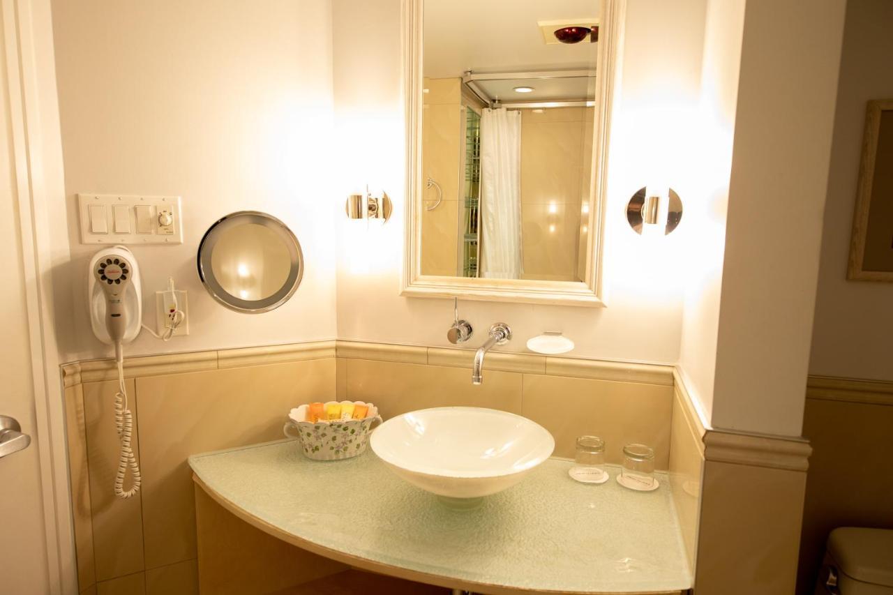 Hotel Les Trois Tilleuls Saint-Marc-sur-Richelieu Εξωτερικό φωτογραφία